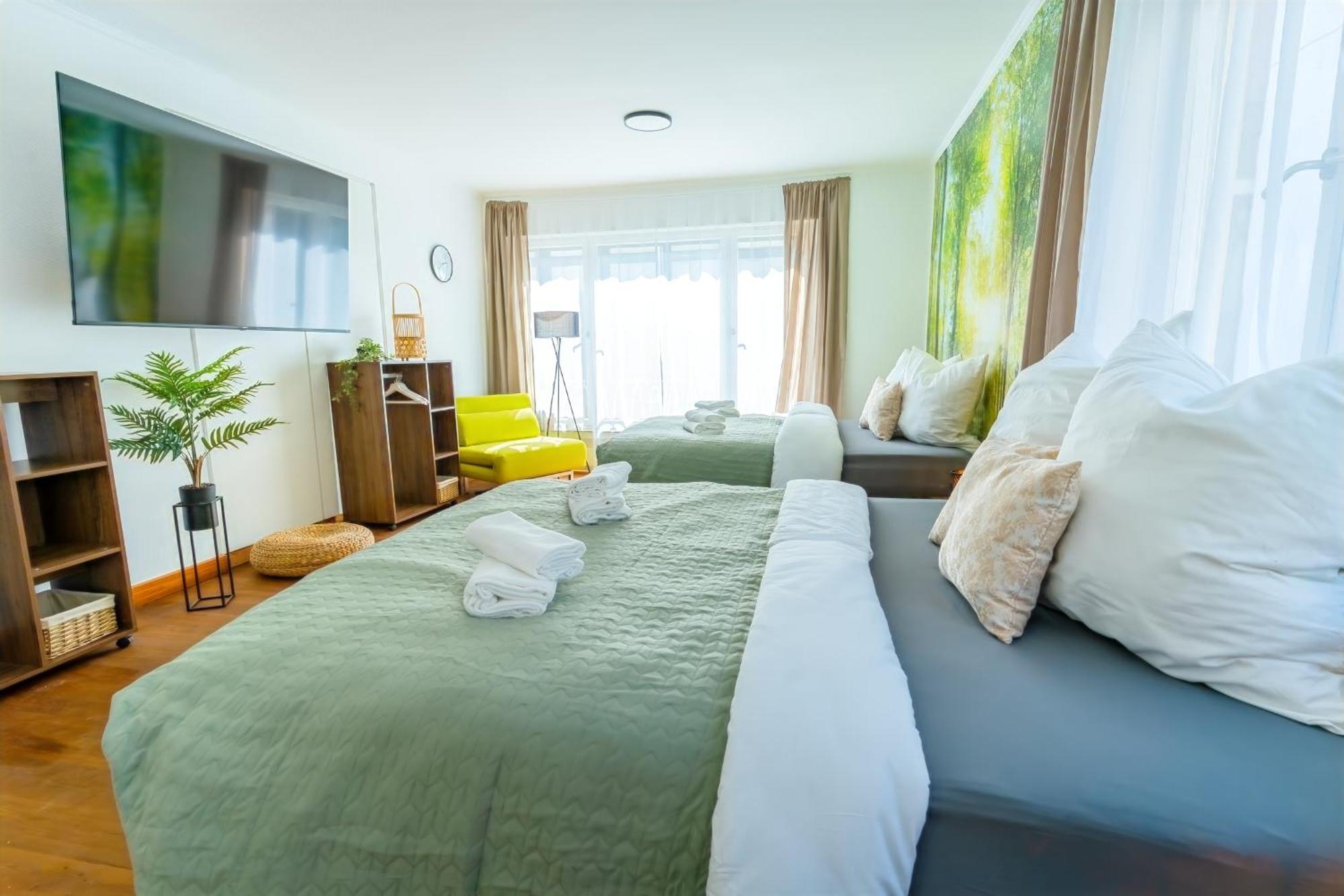 The Big Muenster Fuer Bis Zu 12, Whirlpool, Sauna, Zentral, Tischfussball, Balkon, Gasgrill Ulm Buitenkant foto